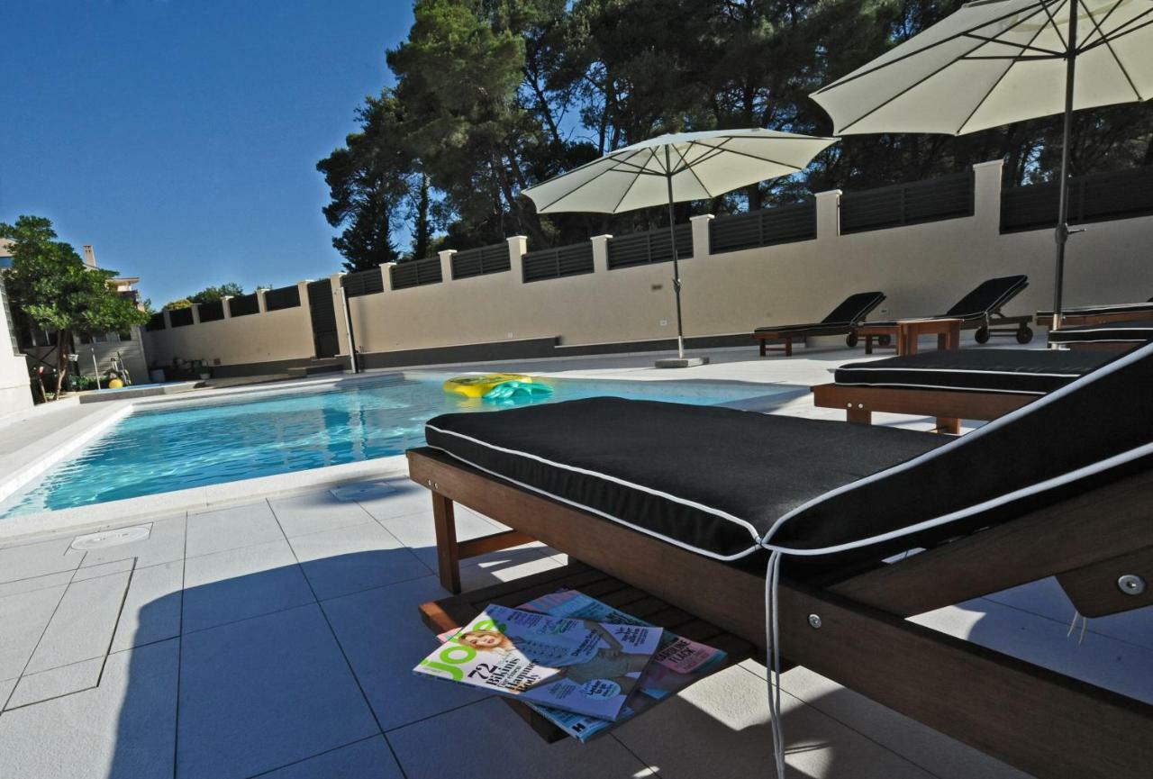 Villa Ella Zadar Bagian luar foto